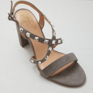 Jewel Badgley Mischka
Studded Cross Heel | size 6